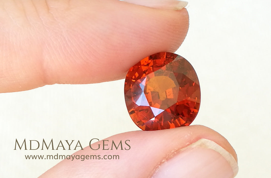 Amazing Orange Spessartite Garnet Oval cut 9.24 ct