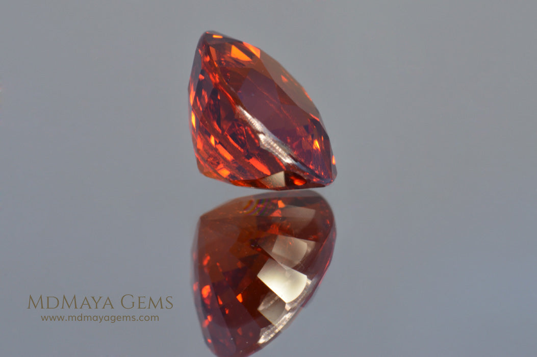 Amazing Orange Spessartite Garnet Oval cut 9.24 ct