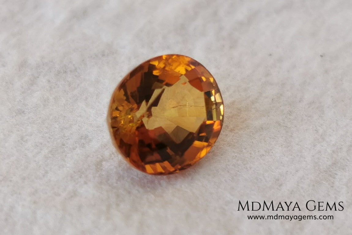 Natural Orange Tourmaline from Tanzania. 1.25 ct. Oval cut. This gem shows a beautiful pleochroism, it will be amazing in a ring. A beautiful natural gemstone without any treatment within affordable for all.