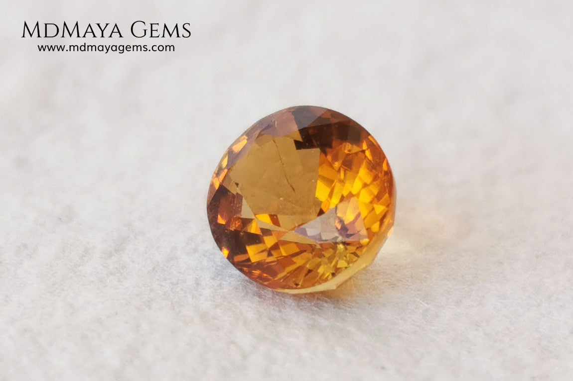 Natural Orange Tourmaline from Tanzania. 1.25 ct. Oval cut. This gem shows a beautiful pleochroism, it will be amazing in a ring. A beautiful natural gemstone without any treatment within affordable for all.