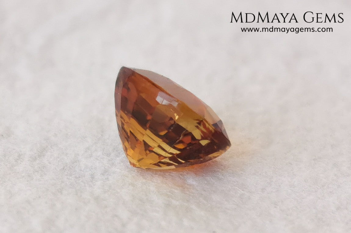 Natural Orange Tourmaline from Tanzania. 1.25 ct. Oval cut. This gem shows a beautiful pleochroism, it will be amazing in a ring. A beautiful natural gemstone without any treatment within affordable for all.