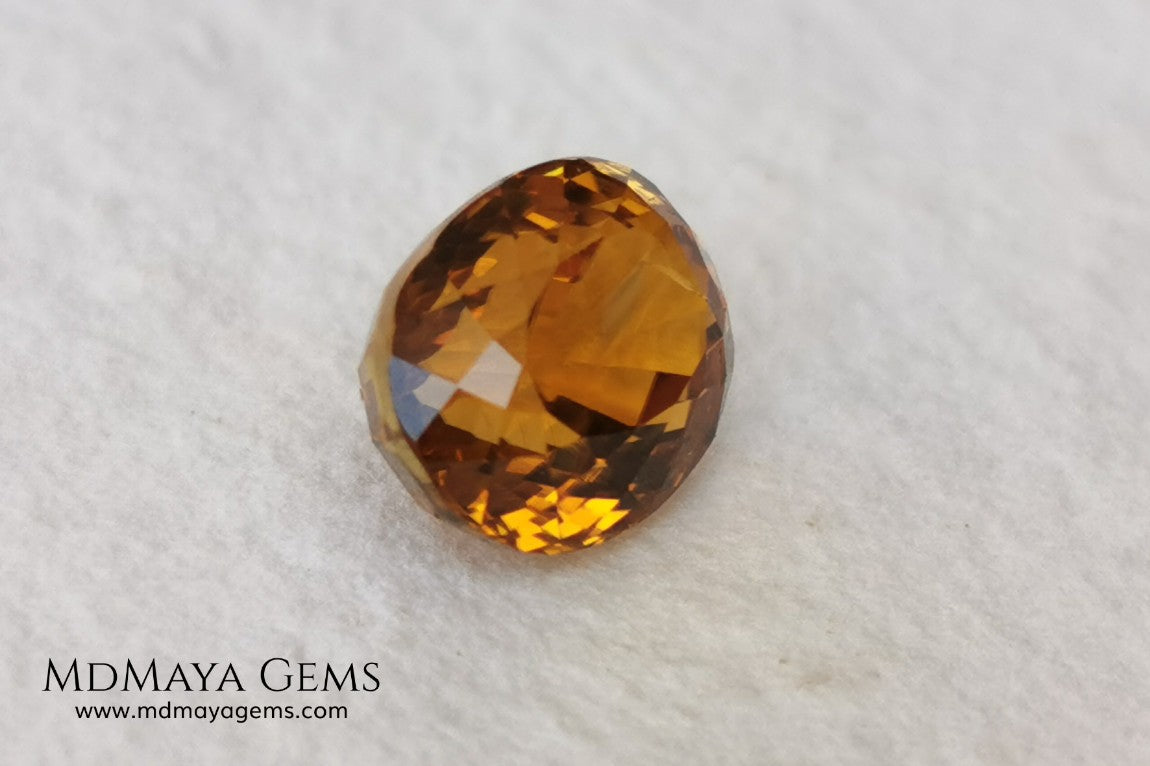  Orange Tourmaline from Tanzania. 2.06ct. Oval cut. There are not many orange gems, although it is the favorite color of many people and these look impressive mounted in jewelry. A natural and untreated precious stone at an affordable price.