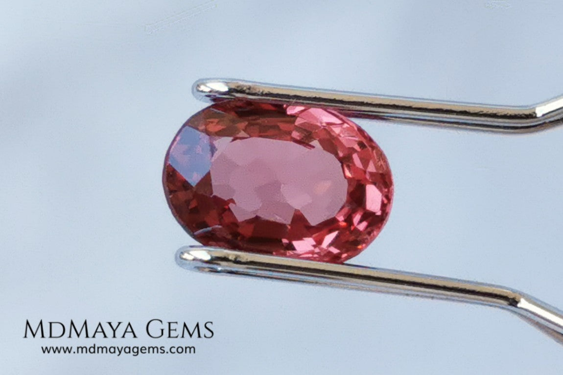 Unheated Burmese Orangey Red Spinel. Oval Cut, 1.22 ct. This precious stone shows a beautiful color, it will look amazing in your custom jewelry.