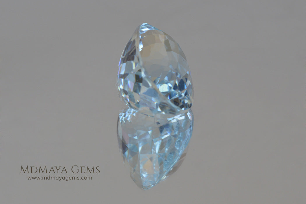 Light Blue Aquamarine Oval cut 2.98 ct