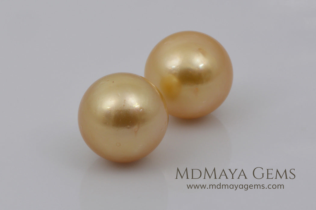 Golden South Sea Pearls Pair 18.78