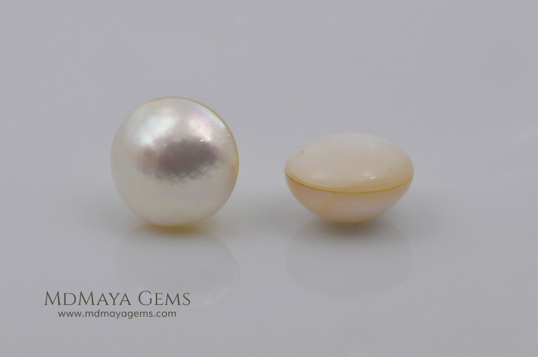 White Mabe Pearls Round Pair 9.06 ct