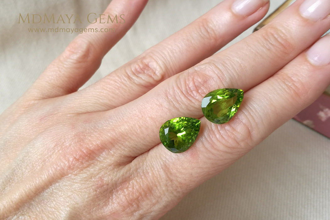 Richest Green Peridot Gems Pear Cut 13.41 ct pair