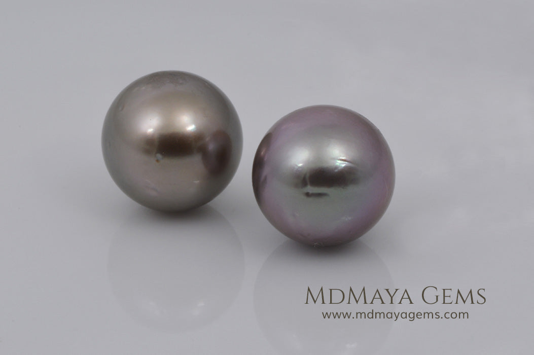 Round Tahitian Pearls Pair 23.54