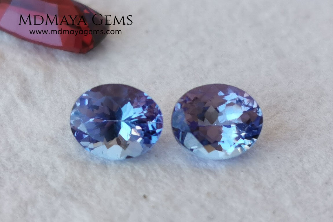 Perfect pair of tanzanites Oval cut 1.65 ct