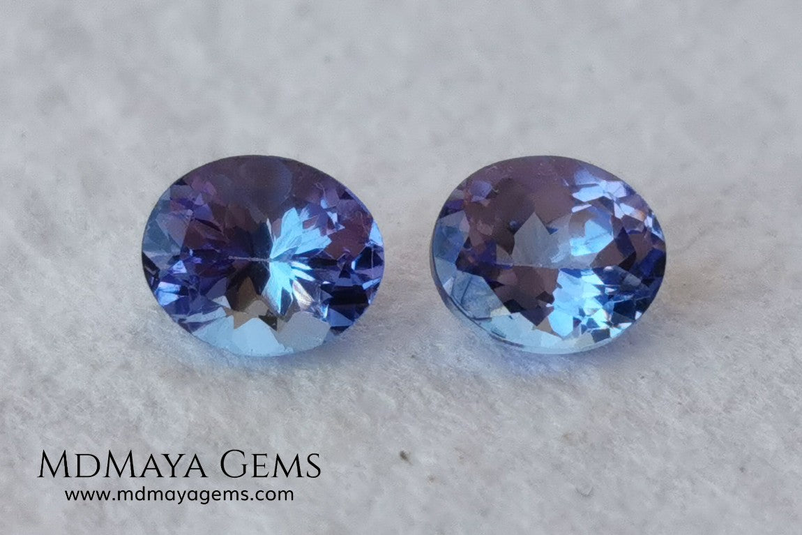 Perfect pair of tanzanites Oval cut 1.65 ct