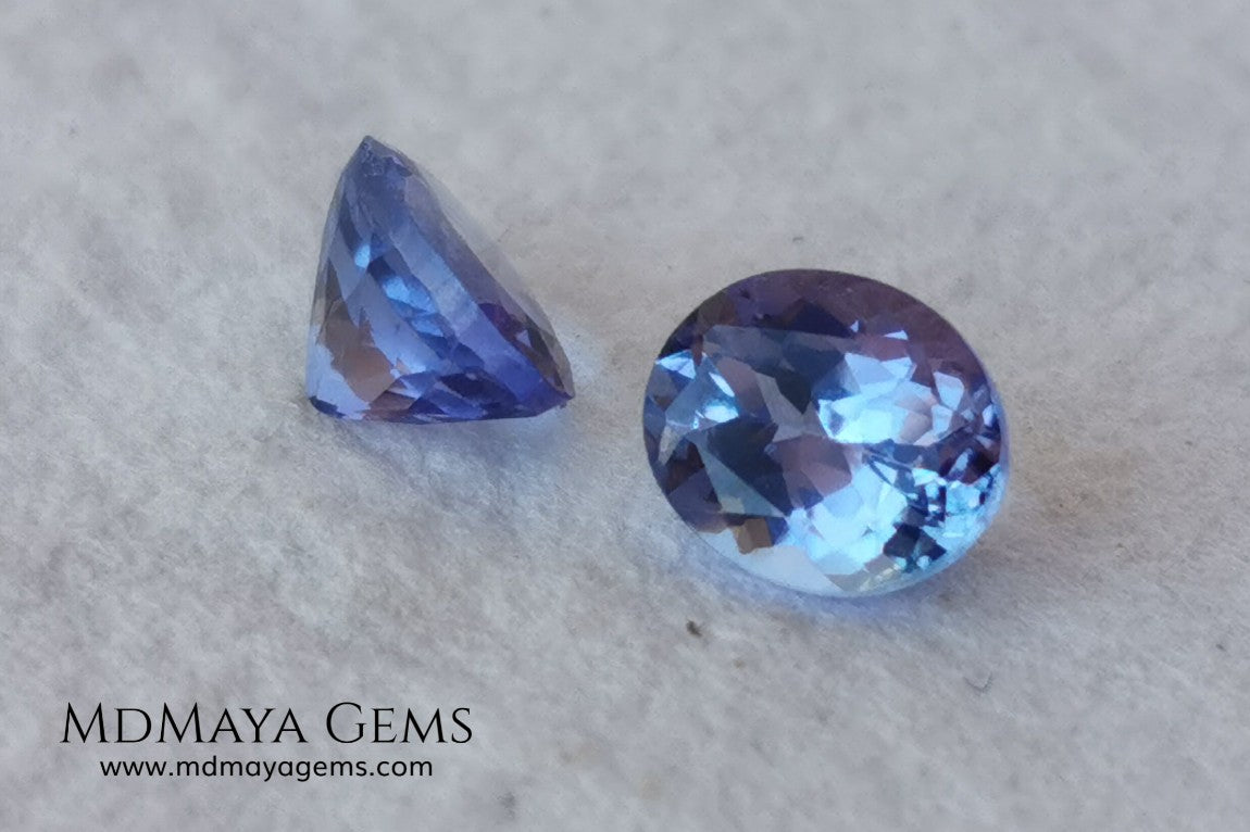 Perfect pair of tanzanites Oval cut 1.65 ct