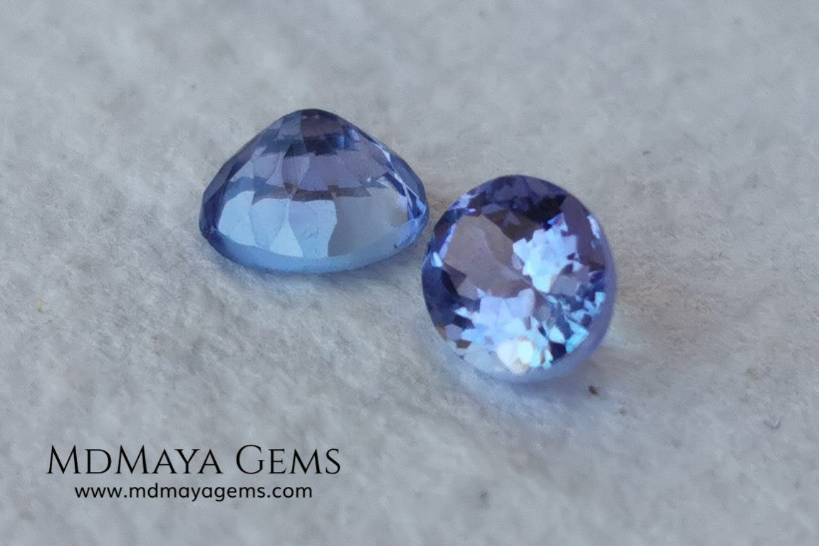 Perfect pair of tanzanites Oval cut 1.65 ct