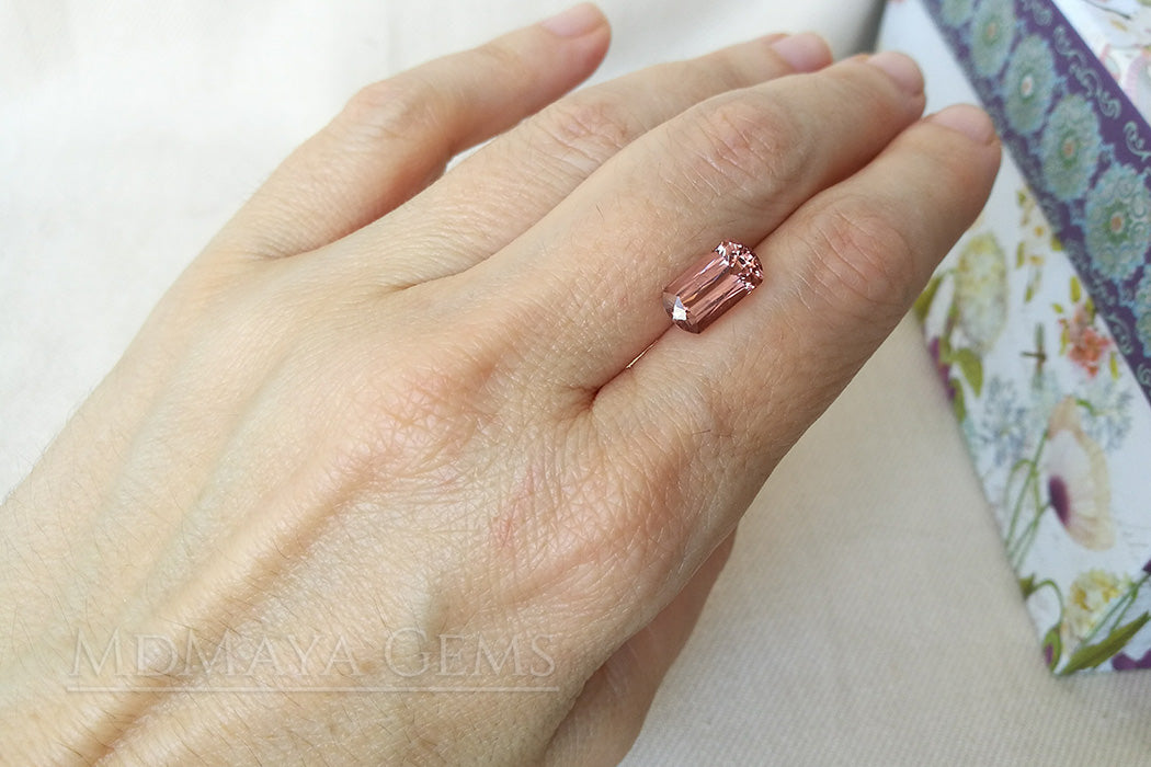 Rich and Beautiful Natural Peach Pink Tourmaline from Mozambique. Fancy Cut. 3.27 ct