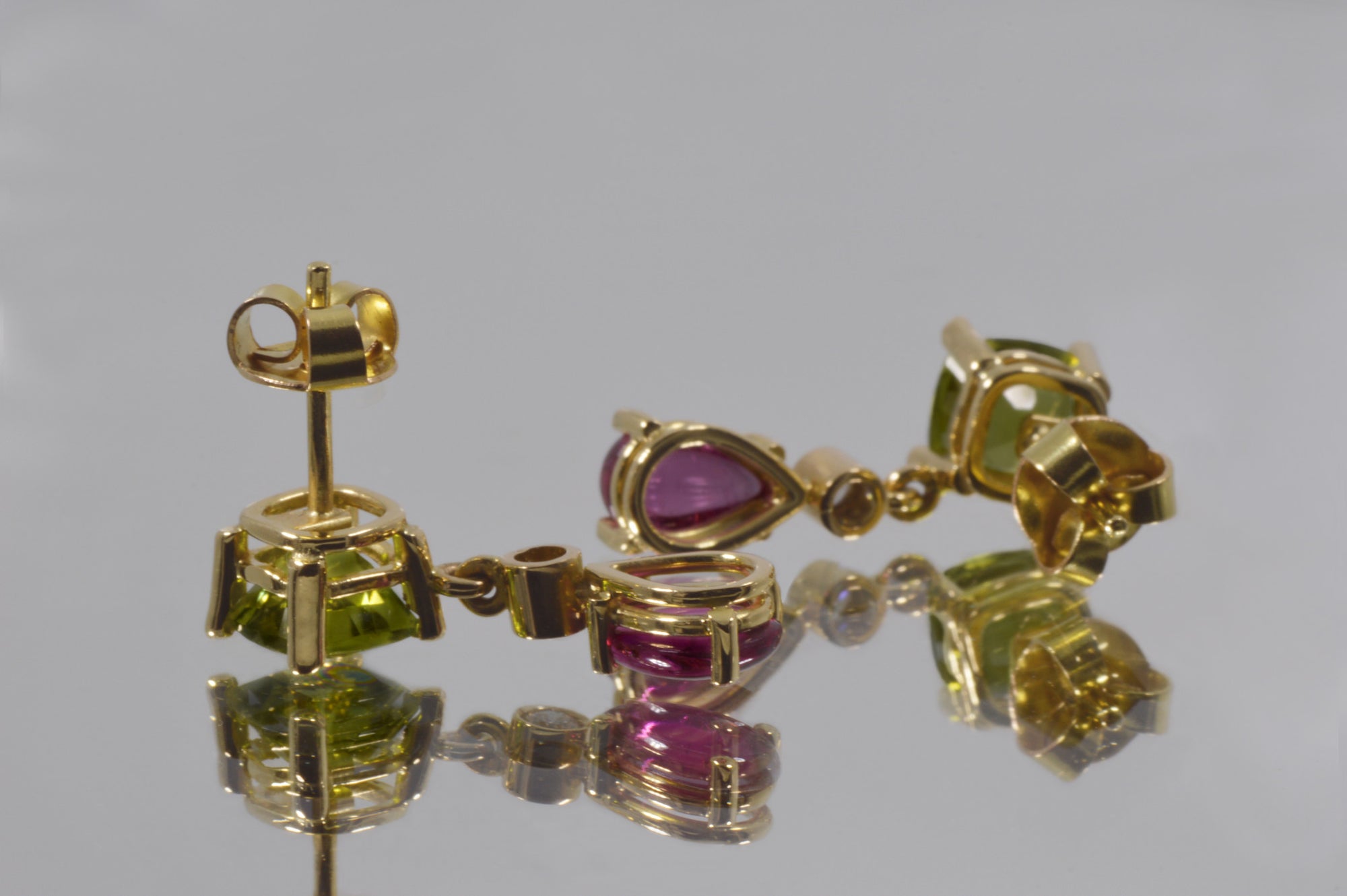 Earrings  yellow gold Peridots, Tourmalines and Diamonds