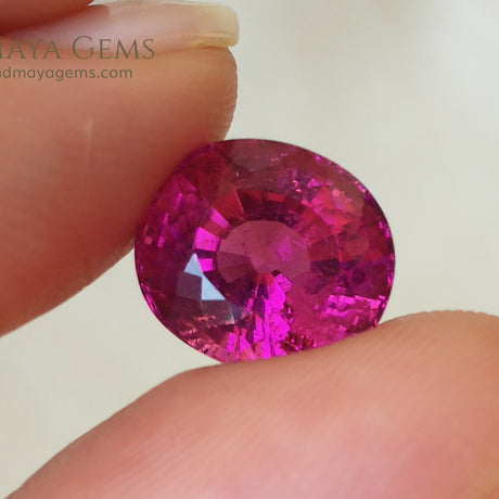 Vivid Rubellite African Tourmaline Oval Cut 6.25 ct under daylight