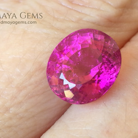 Vivid Rubellite African Tourmaline Oval Cut 6.25 ct under daylight