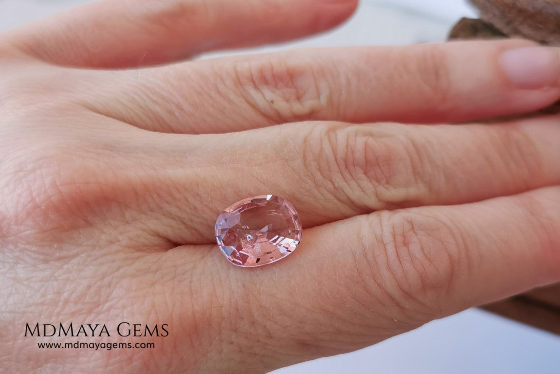 Candy Pink Mogok Spinel. Brilliant Luster. Oval cut. 4.17ct. This gem has a window but it's a great spinel and extremely brilliant! This gem has an incredible price 150 USD per carat. Don't miss it!