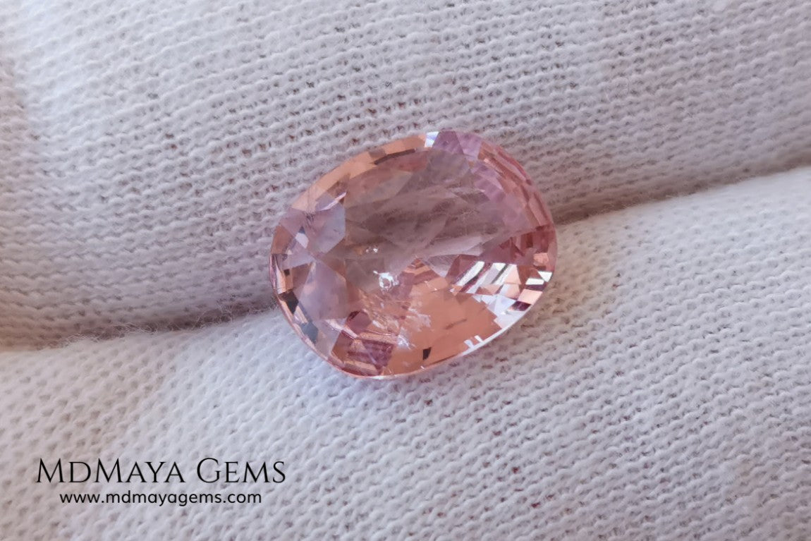 Candy Pink Mogok Spinel. Brilliant Luster. Oval cut. 4.17ct. This gem has a window but it's a great spinel and extremely brilliant! This gem has an incredible price 150 USD per carat. Don't miss it!
