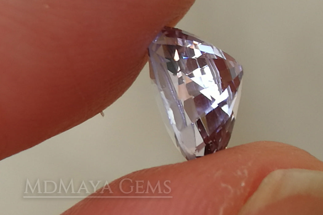 Platinum light Purple Spinel from Mogok. Oval Cut. 2.17 ct.