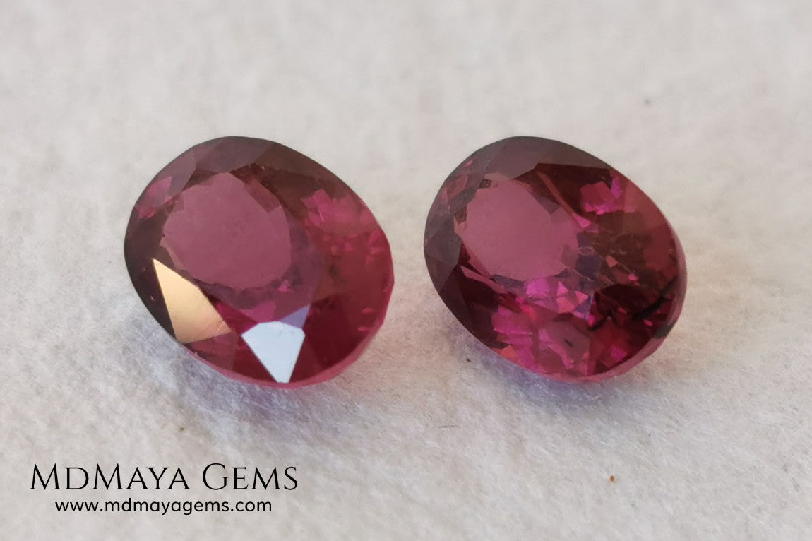 Purple Red Rhodolite Pair 3.41 ct. Oval cut. This beautiful pair of rhodolites shows the best color you can find in rhodolites. It has a very good size and they will look incredibly beautiful on some earrings or on a pair of cufflinks.