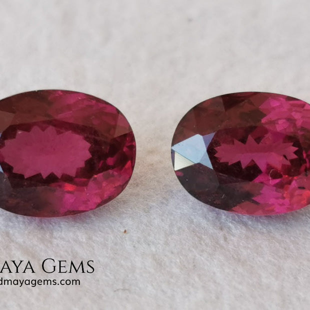  Purple Red Rhodolite Pair 3.41 ct. Oval cut. This beautiful pair of rhodolites shows the best color you can find in rhodolites. It has a very good size and they will look incredibly beautiful on some earrings or on a pair of cufflinks.