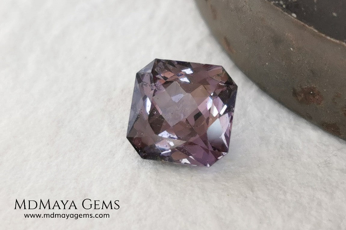 Lovely light purple spinel, 2.15 ct square cut. This precious natural gem has perfect proportions, which make it beautiful in any kind of light. Its purple color under fluorescent light is much more vivid and brilliant in all its facets. A preciousness that will look ideal in a ring. Do not miss it if you are a spinel lover.