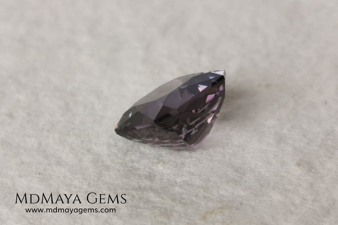 Lovely light purple spinel, 2.15 ct square cut. This precious natural gem has perfect proportions, which make it beautiful in any kind of light. Its purple color under fluorescent light is much more vivid and brilliant in all its facets. A preciousness that will look ideal in a ring. Do not miss it if you are a spinel lover.
