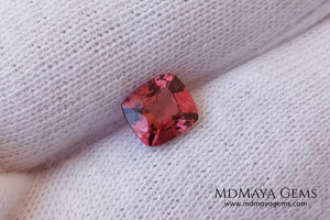 Amazing Purple Red Spinel. Cushion Cut. 0.85 ct. This beautiful gemstone shows a bright and vivid color, it will look perfect in a special ring or any kind of jewelry that you can imagine.