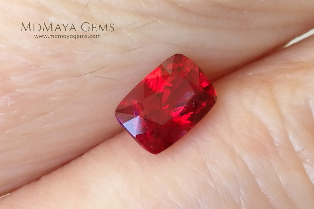 Hot Red Burmese Spinel Cushion Cut 0.92 ct