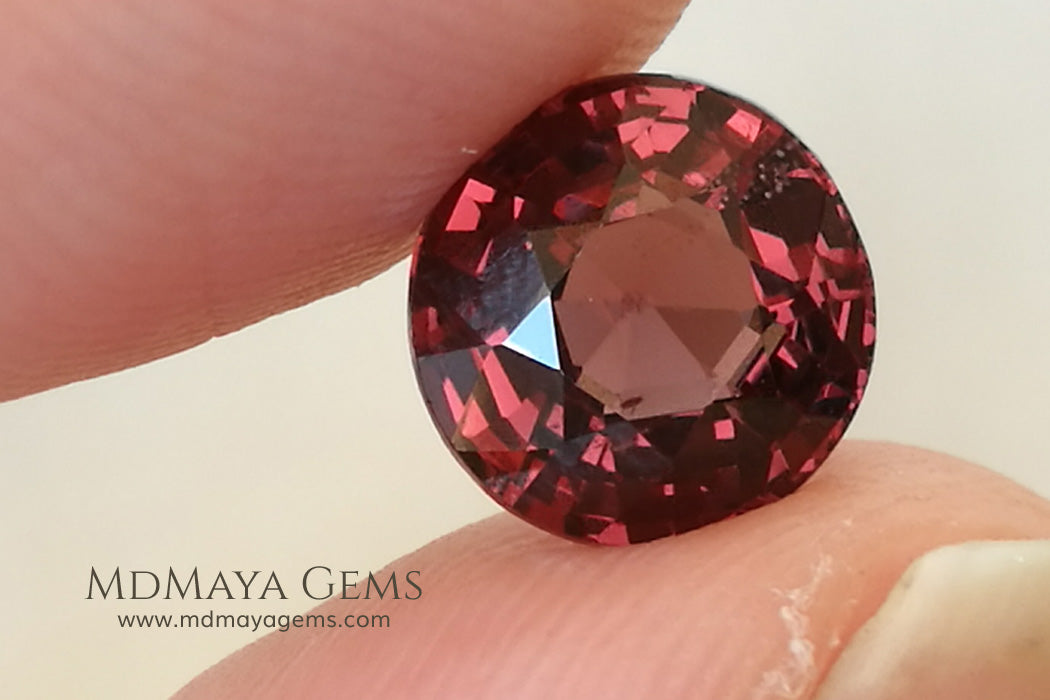 Natural reddish Orange Spinel Round Cut 2.23 ct