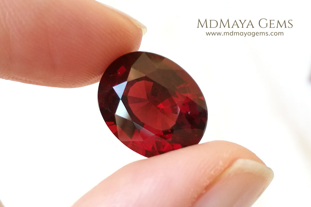 Untreated Rhodolite Garnet Gemstone 11.03 ct Oval Cut