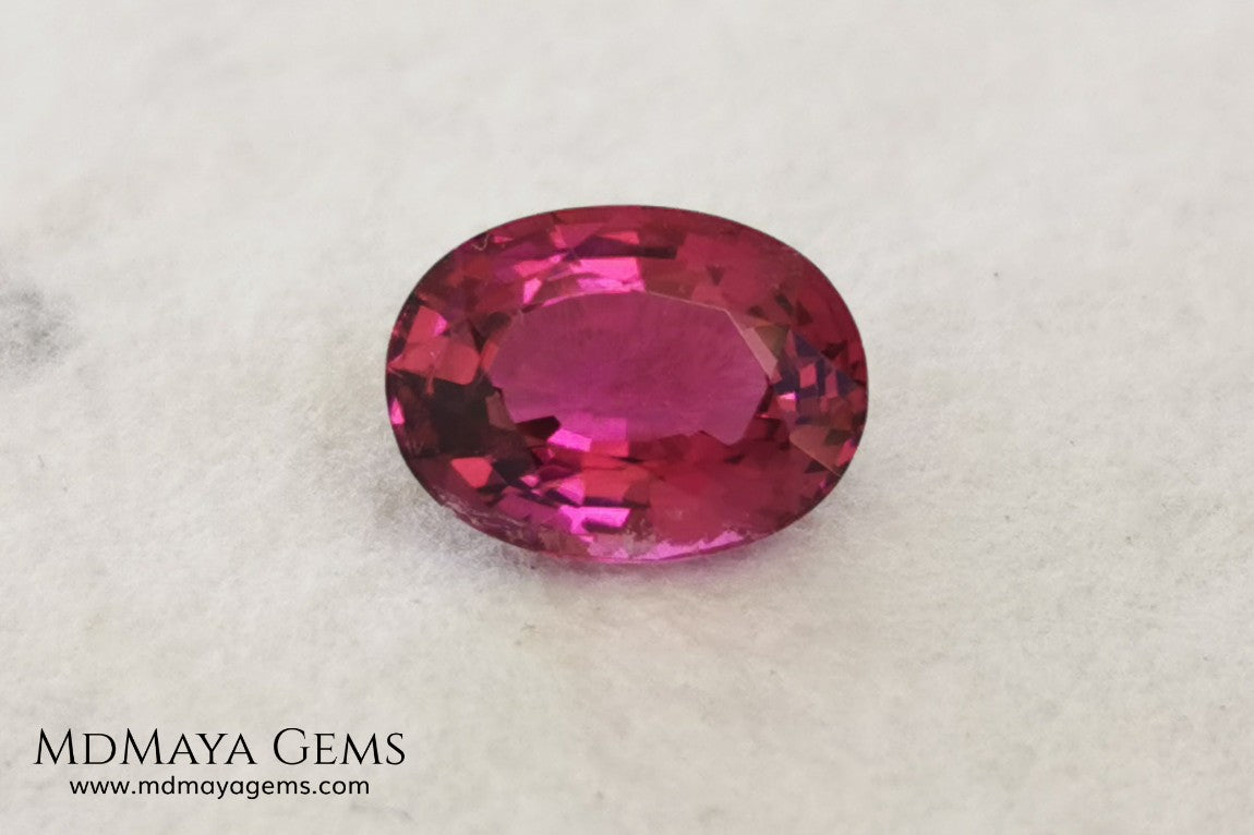 Natural Top Purple Pink Rubellite Tourmaline from Mozambique. Oval Cut. 1.08 ct. Good things come in small package, this beautiful and untreated gemstone has a vivid and bright color, it will look perfect in any kind of jewelry, and the best, its price!.
