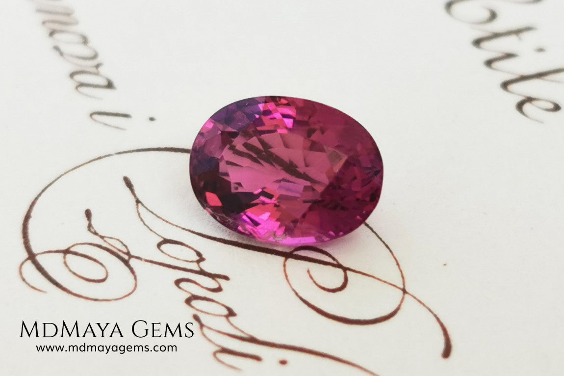 Natural Top Purple Pink Rubellite Tourmaline from Mozambique. Oval Cut. 1.08 ct. Good things come in small package, this beautiful and untreated gemstone has a vivid and bright color, it will look perfect in any kind of jewelry, and the best, its price!.
