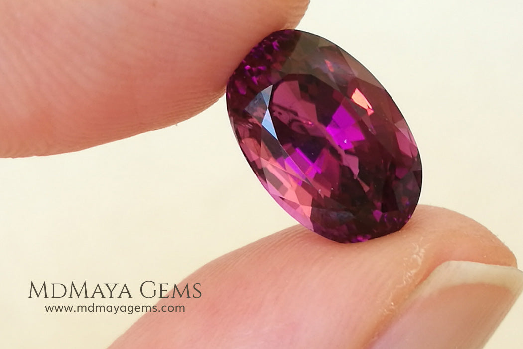 Natural Rubellite Tourmaline Oval Cut 5.15 ct under daylight