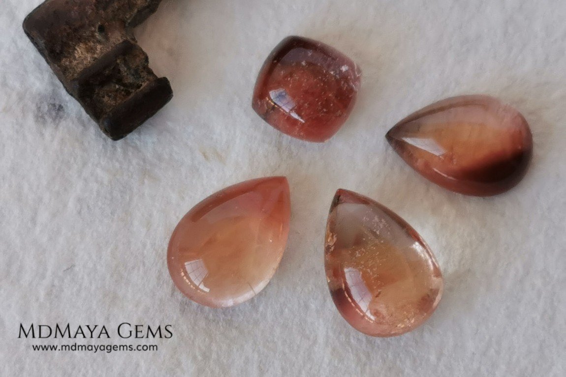 Set Topazes from Utah. 27.46 ct total