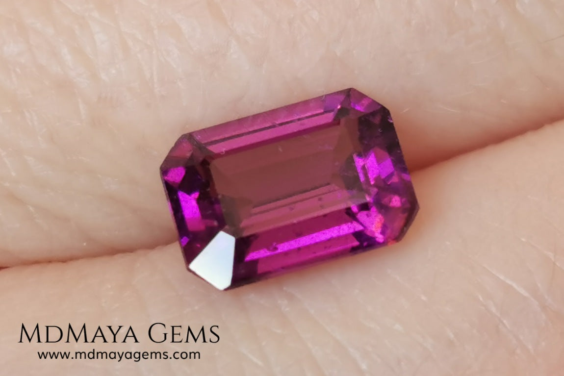 Vivid purple Umbalite (rhodolite garnet). Emerald cut. 2.15 ct.  Without a doubt this gemstone has the best of colors, it contains a very saturated purple color, under any light its behavior is amazing. This beauty comes from Tanzania and will be perfect in any piece of jewelry, it has good hardness, an acceptable size, the color is incredible and at a very affordable price. Without forgetting that it is a natural and untreated gem. Don't miss it.