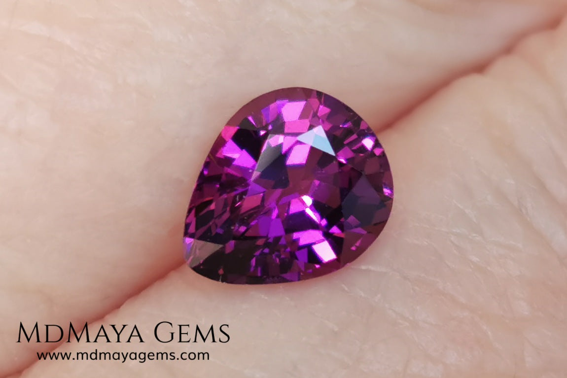 Umbalite 1.81 ct pear cut. This beautiful rhodolite garnet has the best color, a vivid and saturated purple full of bright and life, this gemstone will look really beautiful on a ring or any piece of jewelry that you design. A natural and untreated gem at the best price.