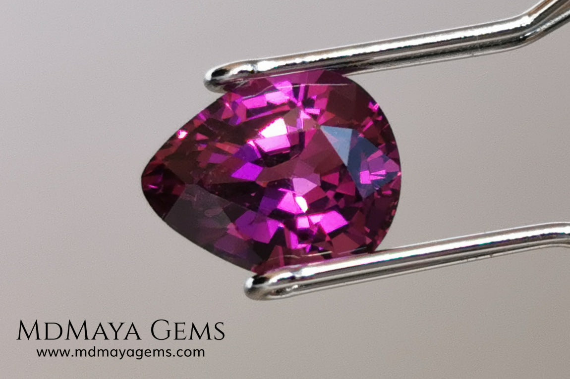 Umbalite 1.81 ct pear cut. This beautiful rhodolite garnet has the best color, a vivid and saturated purple full of bright and life, this gemstone will look really beautiful on a ring or any piece of jewelry that you design. A natural and untreated gem at the best price.