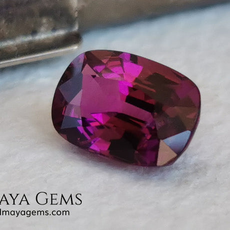 Reddish Purple Umbalite (Rhodolite Garnet), 2.03 ct, cushion cut. Elegant natural gemstone, that shows a vivid color, good cut and proportions, it will look very pretty in a ring, and at an affordable price.