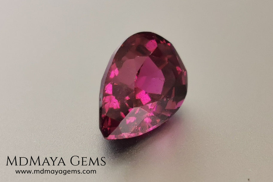 Vivid Reddish Purple Rhodolite Garnet 3.15 ct – Pear Cut Umbalite ...
