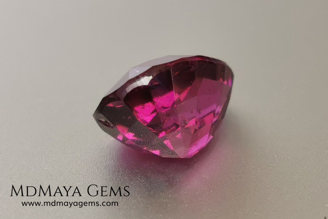 Vivid reddish purple Umbalite (Rhodolite Garnet) 3.15 ct, pear cut. Beautiful and untreated gemstone that shows a saturated color, it will look perfect in any piece of jewelry.