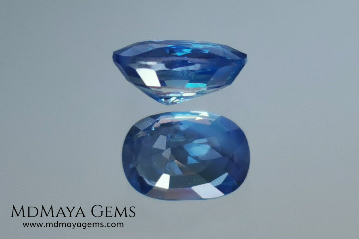 Blue Sapphire 1.16 ct oval cut.  Beautiful untreated blue sapphire. This little one of just over one carat shows a pretty blue color. It has an elongated blue cut that is not perfect, since its culet is somewhat displaced, but we have to bear in mind that it is difficult to find rough material without treating it, so it is takes full advantage of it. A small miracle of nature at an irresistible price, it will look amazing on any piece of jewelry.