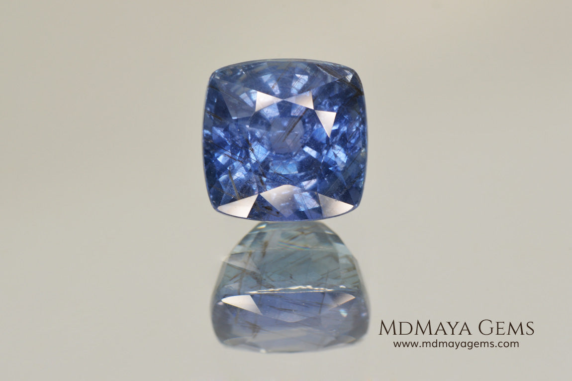 Unheated blue sapphire 5.32 ct for sale