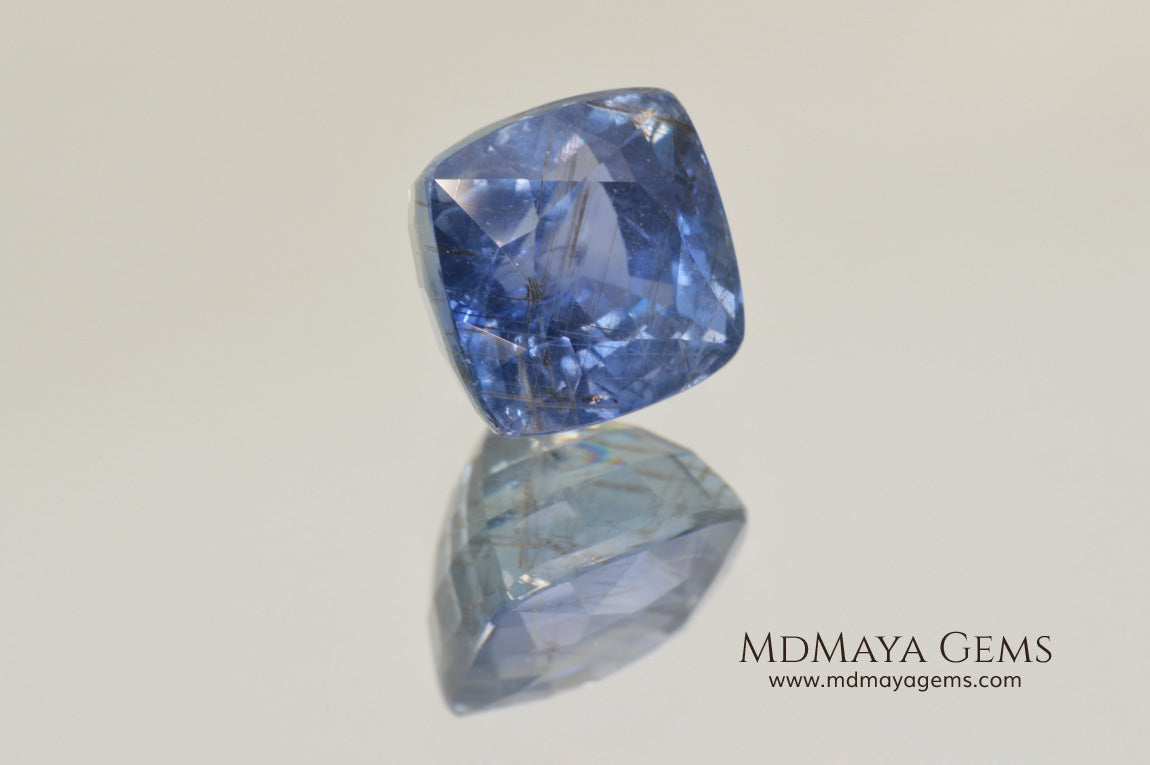 Unheated blue sapphire 5.32 ct for sale