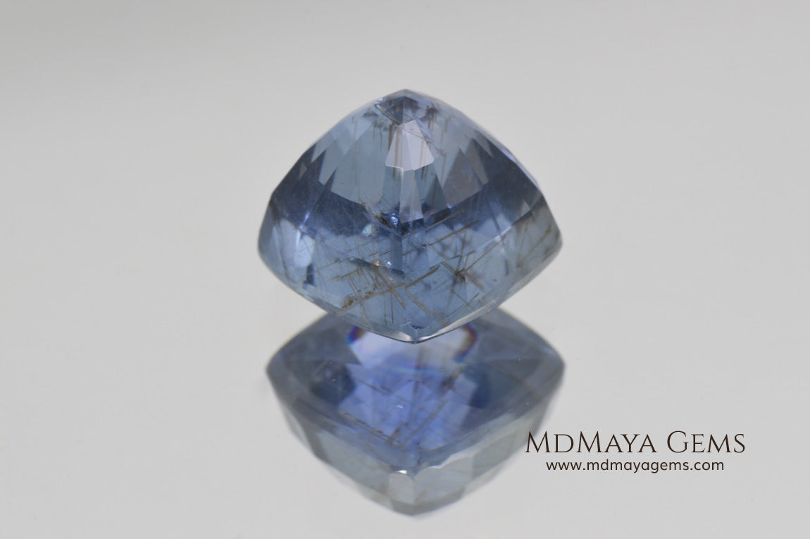 Unheated blue sapphire 5.32 ct for sale