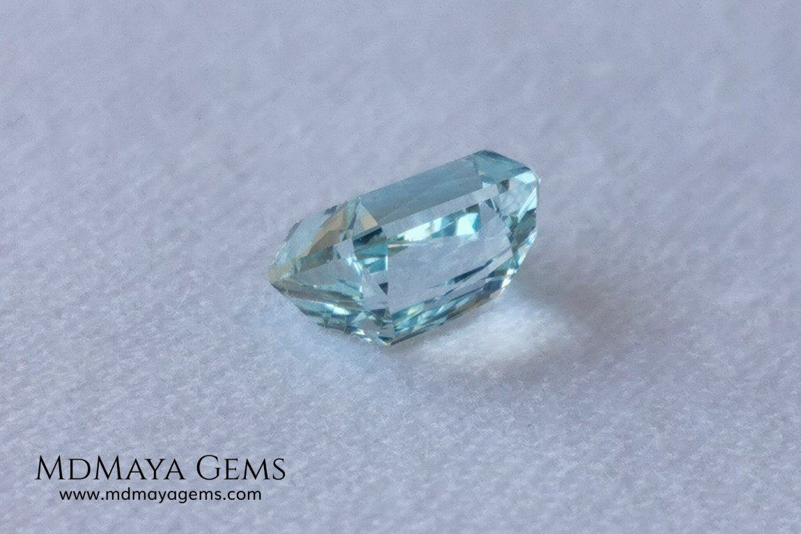 Elegant light blue aquamarine 3.08 ct emerald cut