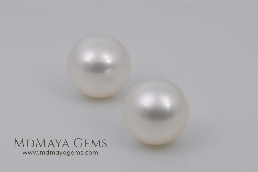White South Sea Pearls 18.78