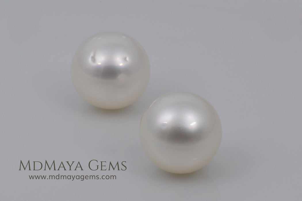 White South Sea Pearls 18.78