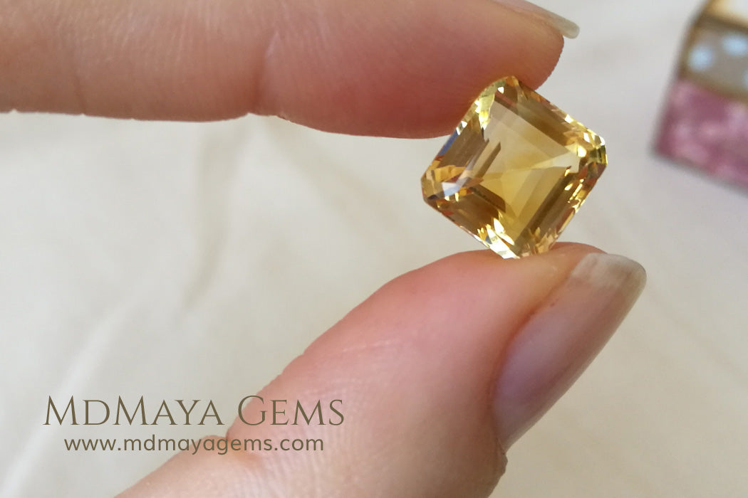 Flawless Golden Yellow Citrine Square Cut 6.80 ct