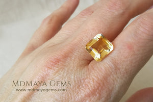 Flawless Golden Yellow Citrine Square Cut 6.80 ct